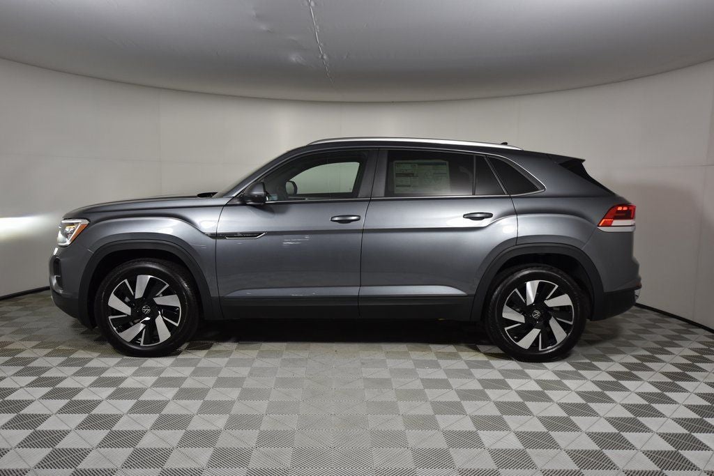 2025 Volkswagen Atlas Cross Sport 2.0T SE w/Technology