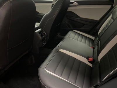 2026 Volkswagen Taos 1.5T SEL