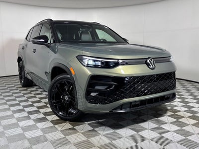 2026 Volkswagen Tiguan 2.0T SE R-Line Black