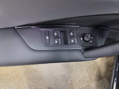 2027 Volkswagen Tiguan SE