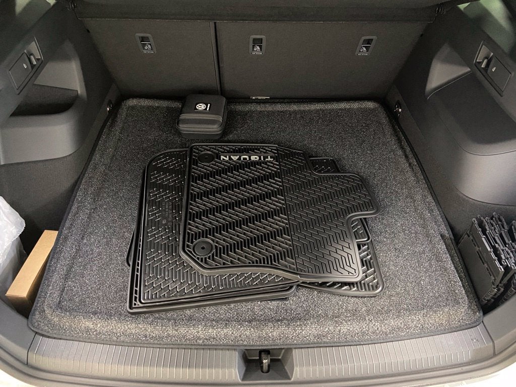 2026 Volkswagen Tiguan SEL R-Line Turbo