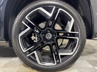 2026 Volkswagen Tiguan 2.0T SEL R-Line Turbo
