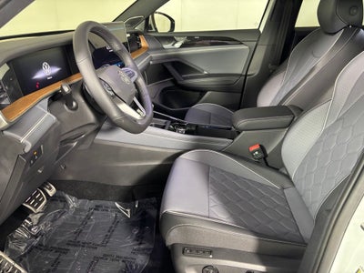 2026 Volkswagen Tiguan 2.0T SEL R-Line Turbo