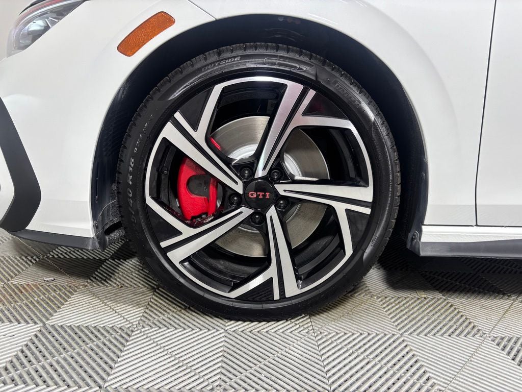 2026 Volkswagen Golf GTI SE