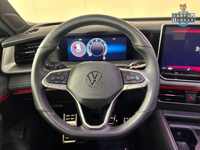 2025 Volkswagen Tiguan SE R-Line Black