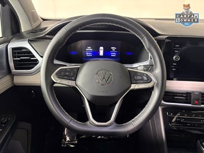 2025 Volkswagen Taos SE