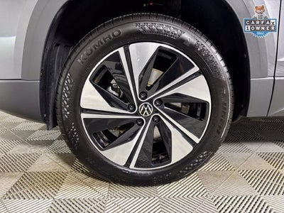 2025 Volkswagen Taos SE
