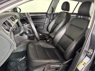 2017 Volkswagen Golf Wolfsburg Edition