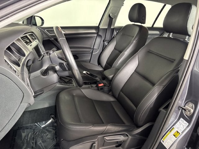 2017 Volkswagen Golf Wolfsburg Edition