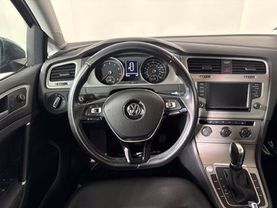 2017 Volkswagen Golf Wolfsburg Edition