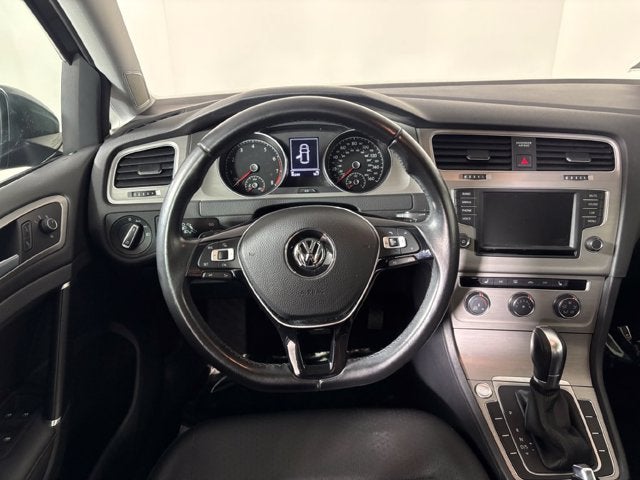 2017 Volkswagen Golf Wolfsburg Edition