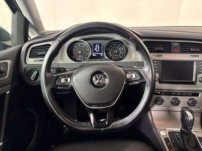 2017 Volkswagen Golf Wolfsburg Edition