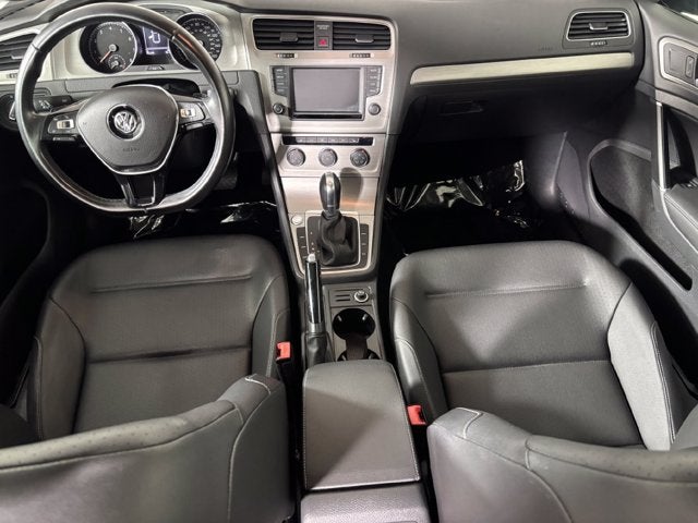 2017 Volkswagen Golf Wolfsburg Edition