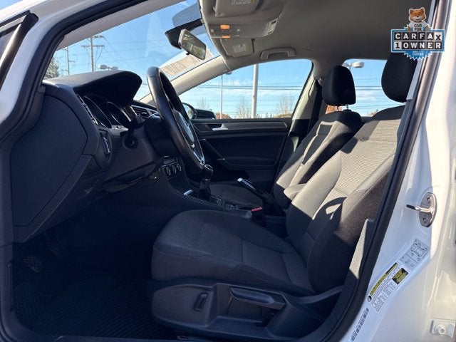 2019 Volkswagen Golf SportWagen S
