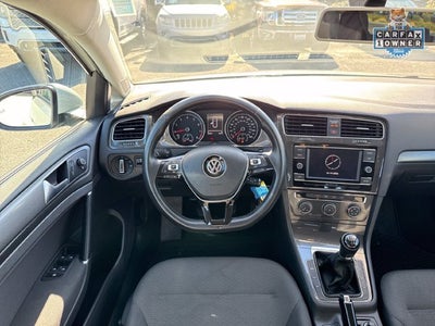 2019 Volkswagen Golf SportWagen S