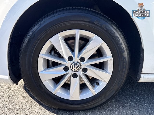 2019 Volkswagen Golf SportWagen S