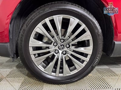 2024 Toyota Venza LE