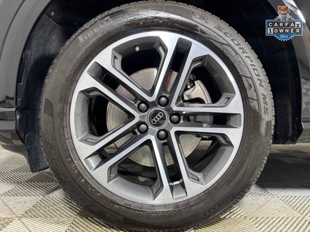 2025 Audi Q5 Premium