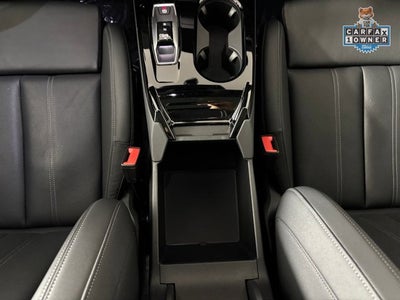 2025 Audi Q6 e-tron Prestige