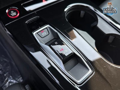 2025 Audi SQ6 e-tron Prestige