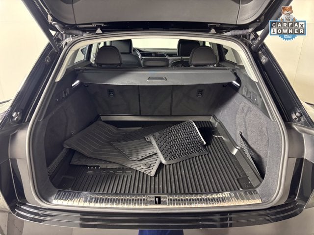 2024 Audi Q8 e-tron Premium Plus