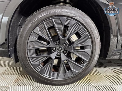 2024 Audi Q8 e-tron Prestige