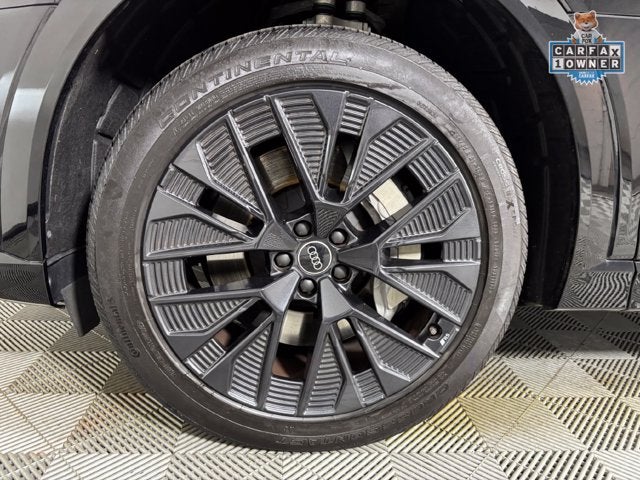 2024 Audi Q8 e-tron Prestige
