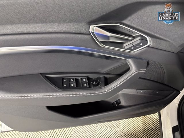 2023 Audi e-tron Premium