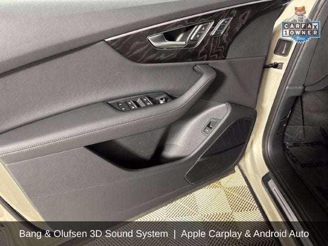 2023 Audi Q7 Premium Plus