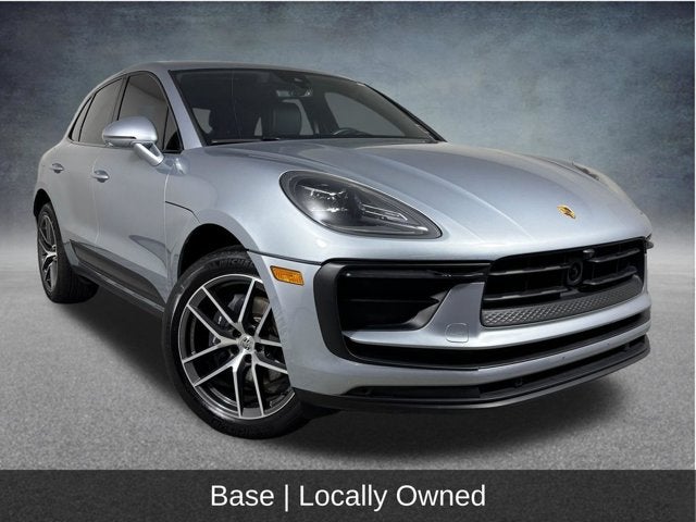 2023 Porsche Macan T