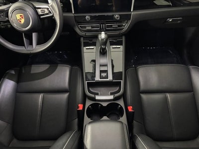 2023 Porsche Macan T