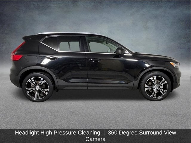 2021 Volvo XC40 Inscription