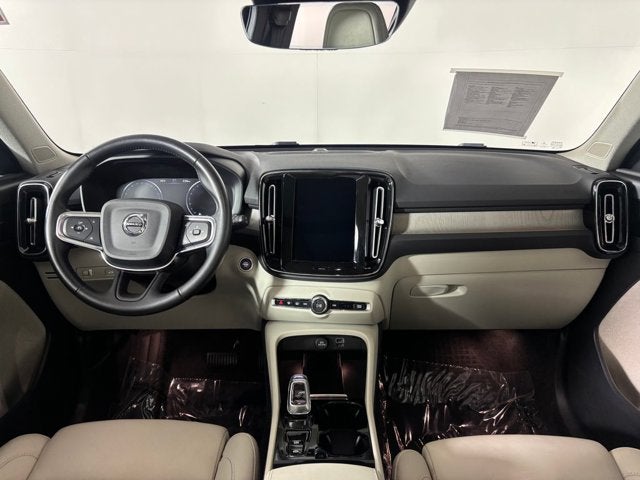 2021 Volvo XC40 Inscription