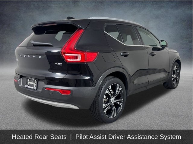 2021 Volvo XC40 Inscription