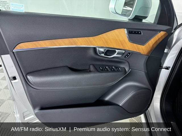2022 Volvo XC90 Recharge Plug-In Hybrid Inscription Expression