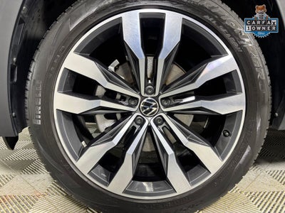 2022 Volkswagen Atlas Cross Sport 3.6L V6 SEL Premium R-Line