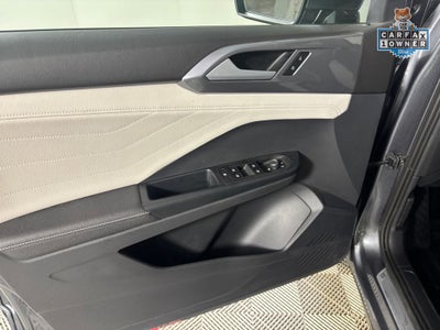 2025 Volkswagen Taos 1.5T SEL