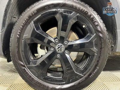 2025 Volkswagen Taos 1.5T SEL