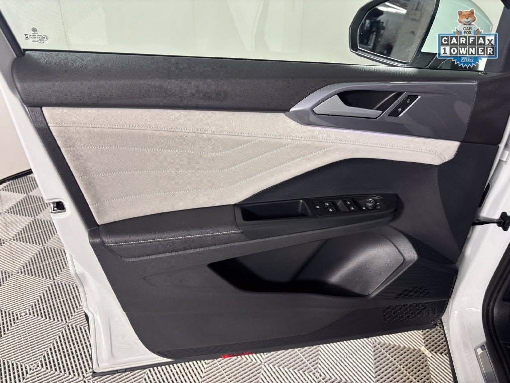 2025 Volkswagen Taos 1.5T SEL