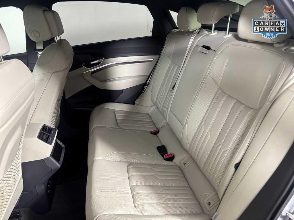 2023 Audi e-tron Sportback S line Prestige quattro