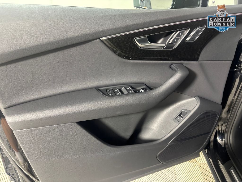 2025 Audi Q7 45 Premium quattro