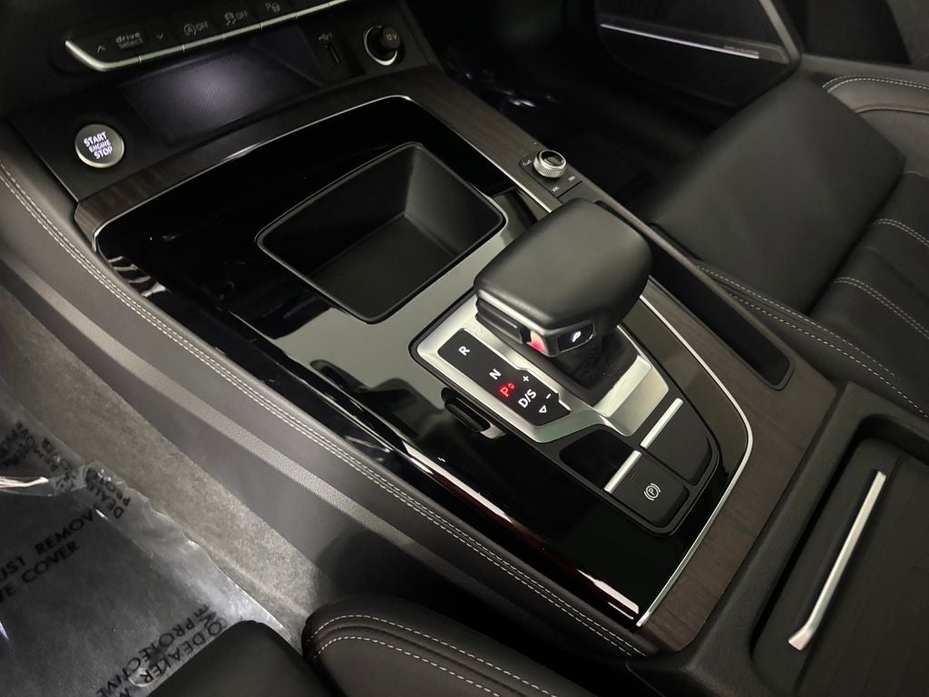 2021 Audi Q5 45 Prestige quattro