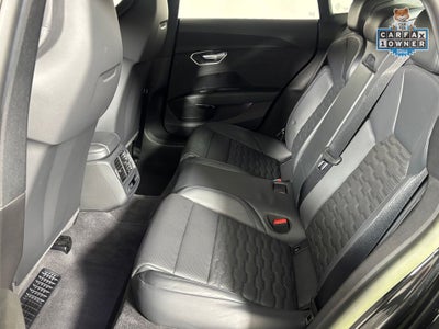 2023 Audi e-tron GT Prestige quattro