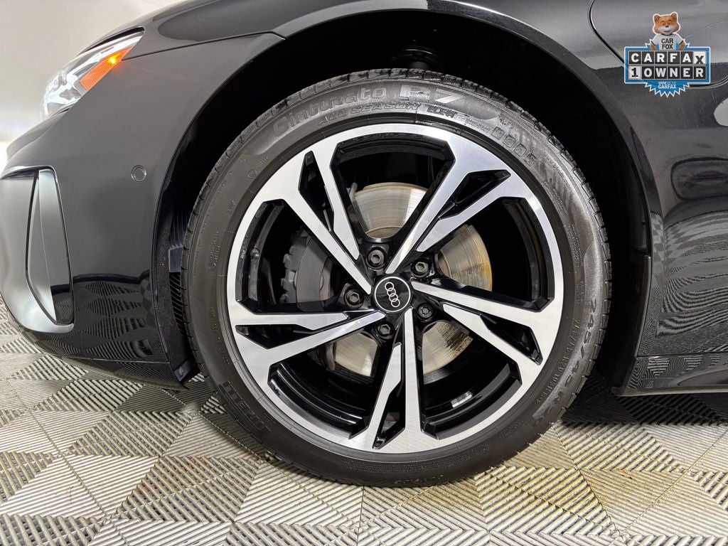 2023 Audi e-tron GT Prestige quattro